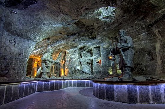 Baigner dans le sel à la mine de Wieliczka 