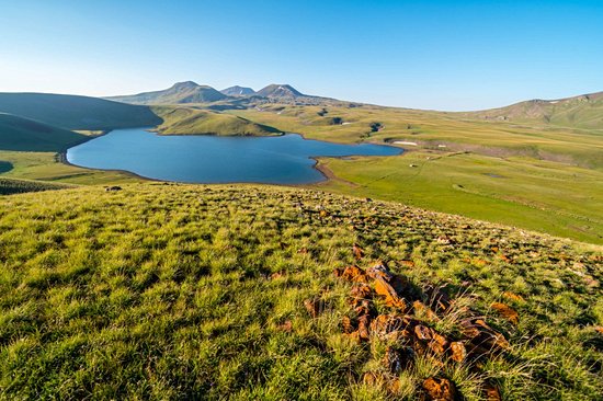Lac Akna