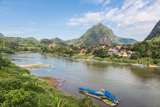 Nong Khiaw