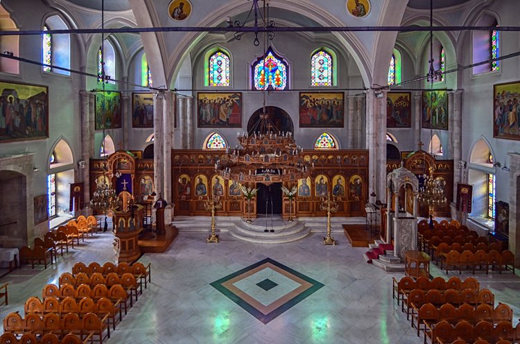 L'église Agios Titos et la cathédrale d'Agios Minas 2