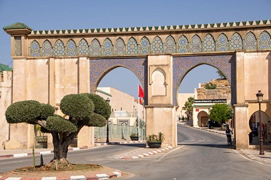 Les remparts et portes monumentales