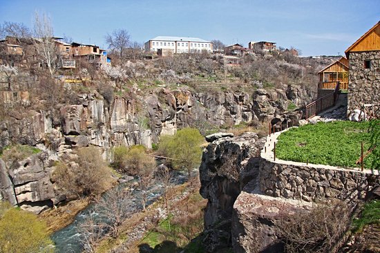 Achtarak