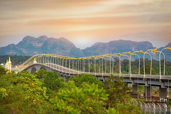 Thakhek