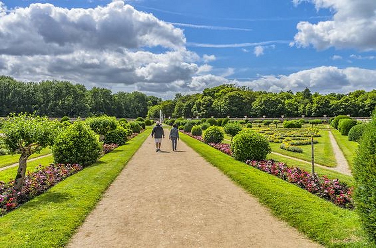 Randonner de châteaux en châteaux