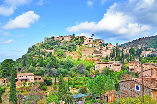 Le village de Deià