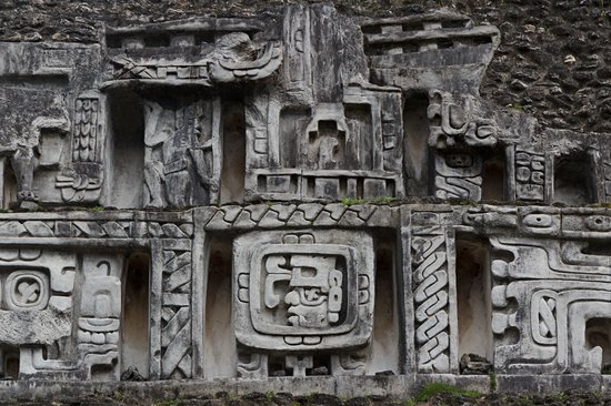 Le site maya de Xunantunich