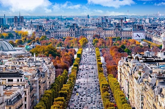 Les Champs Élysées