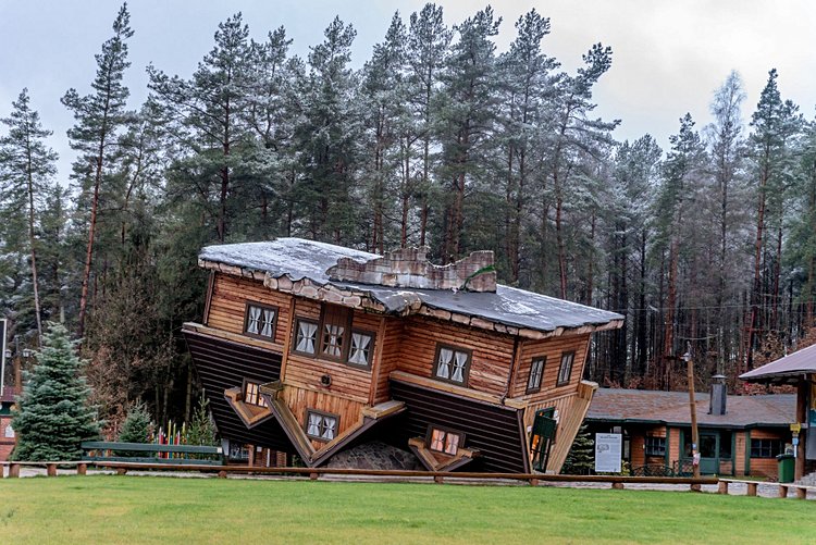 La maison à l'envers, Szymbark 2