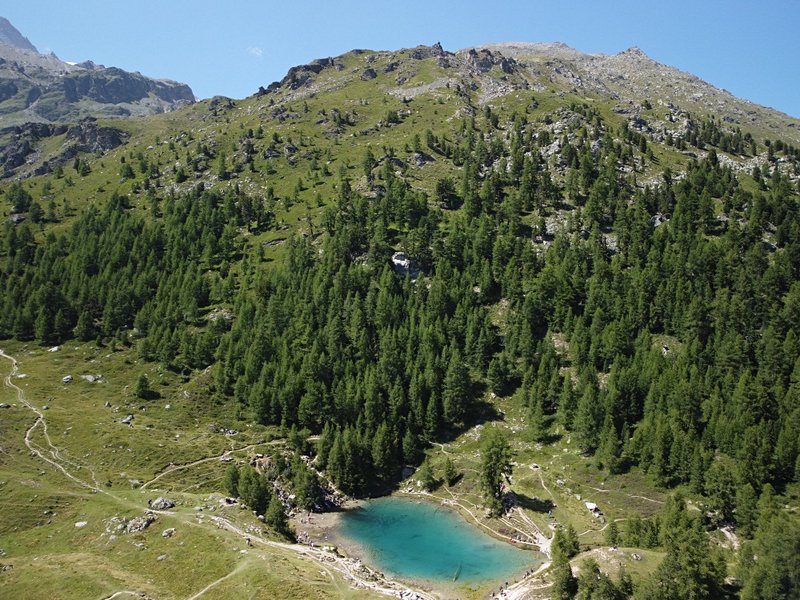 Arolla et son lac bleu