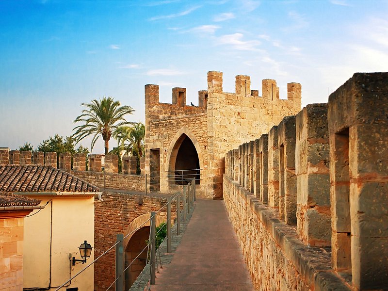 La vieille ville d’Alcudia
