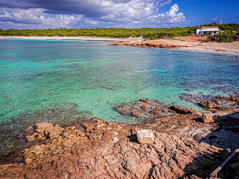 La plage d’Es Caragol
