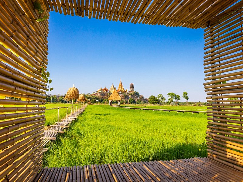 Visiter le Wat Tham Suea