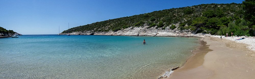 Plage de Porat, île de Biševo