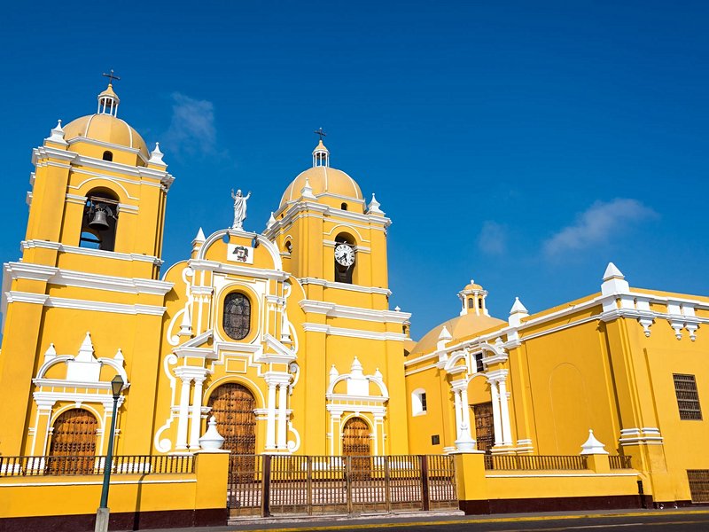 La Plaza de Armas de Trujillo