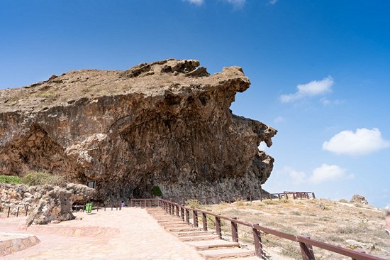 Marneef Cave and Blow Holes