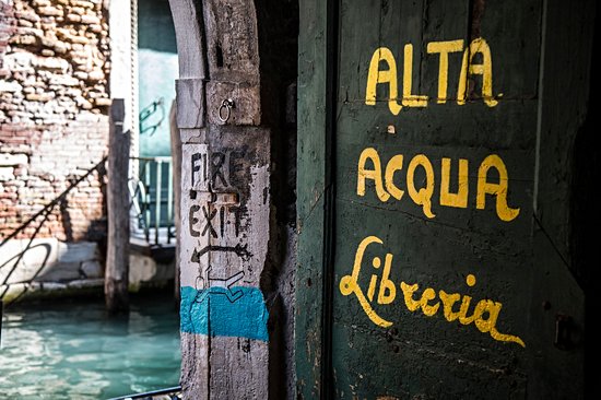 Librairie Acqua Alta
