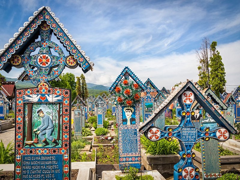 Le « joyeux » cimetière de Sapanta