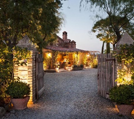 hôtel Lupaia 0
