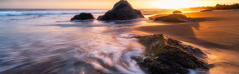 La plage de l’Étang Salé