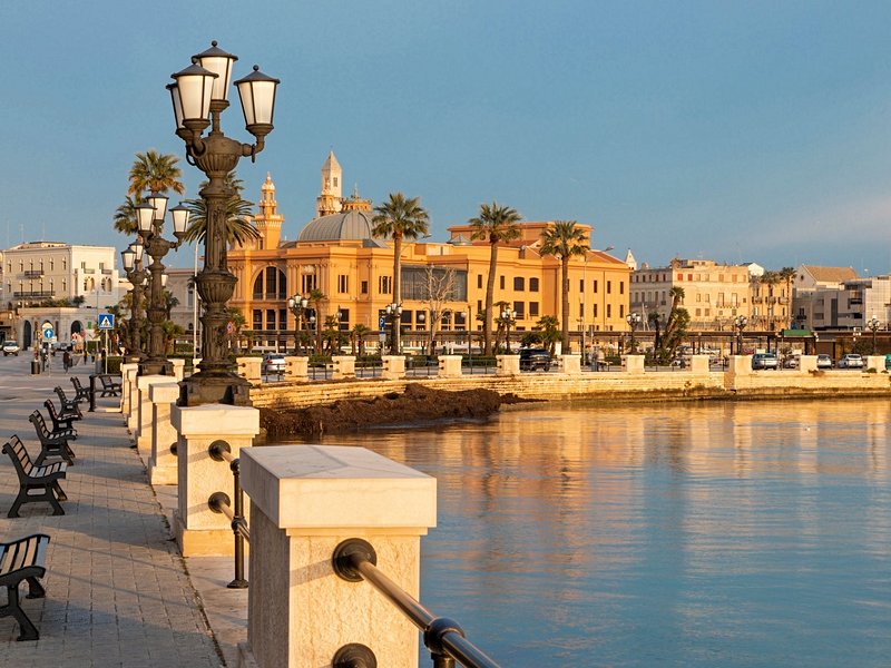 Bari