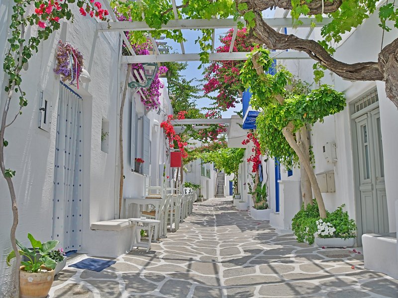Paros