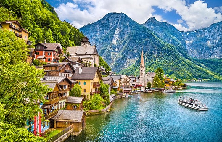 Le village d'Hallstatt