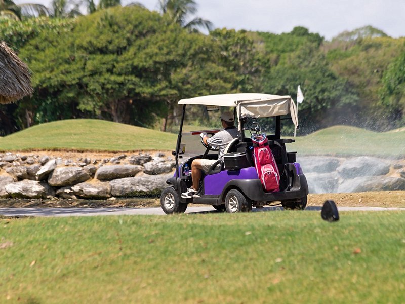 Faire une partie de golf sur la Riviera Maya

