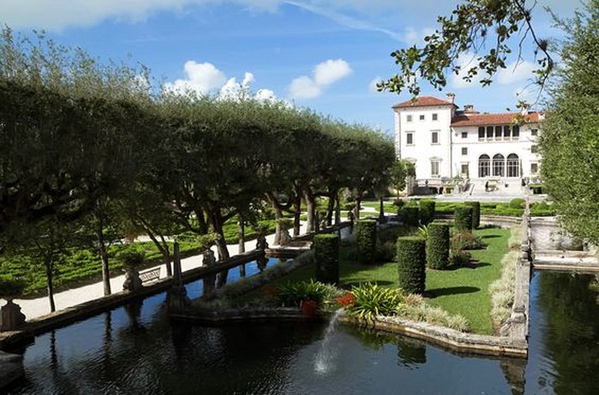 S’émerveiller en visitant une villa fabuleuse 