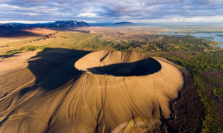 Le Hverfjall (ou Hverfell) : un volcan populaire pour sa randonnée facile