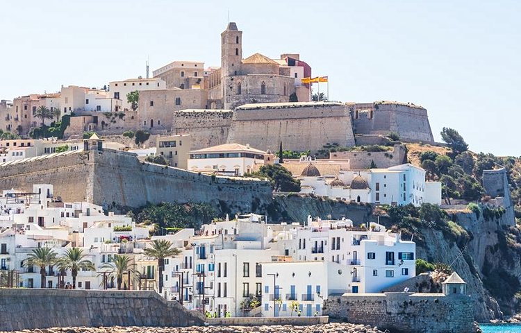 Forteresse et vieille ville 