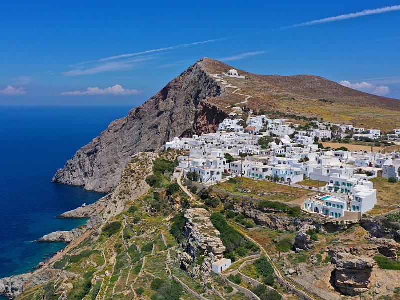 Chora la capitale, sur son éperon rocheux