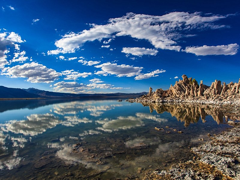 Lac Mono