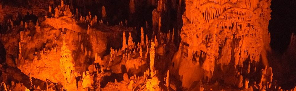Grottes de Pérama