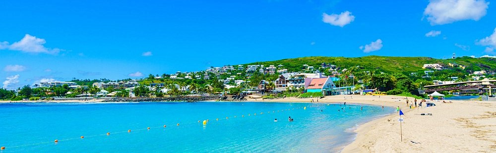 La plage des Roches Noires