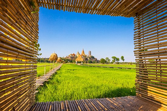 Visiter le Wat Tham Suea