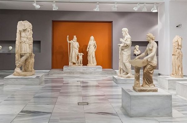 En apprendre plus sur l'histoire de la Crète à travers la richesse de ses musées