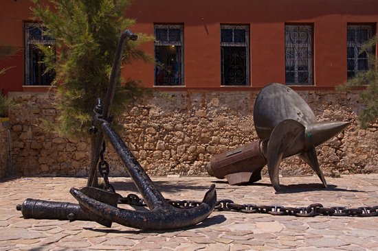 Les musées maritime, archéologique et le musée d’art populaire