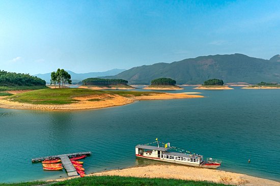 Lac de Thác Bà