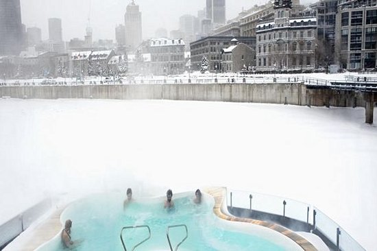 Se détendre dans les bains chauds