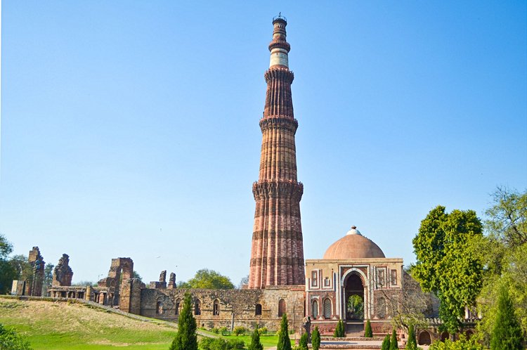 Qutb Minar 2