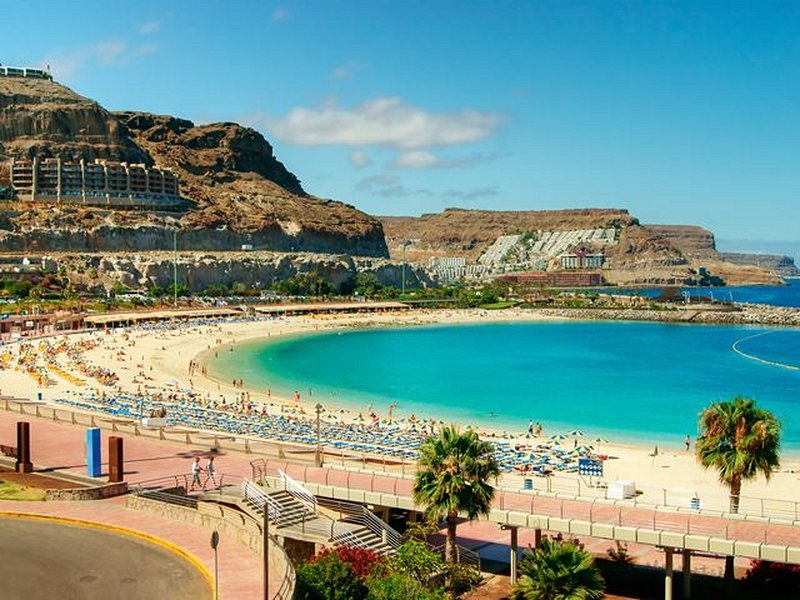 La plage de Amadores