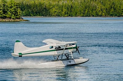 Survol du Parc de la Mauricie en hydravion