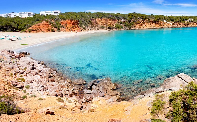 plage Cala llenya