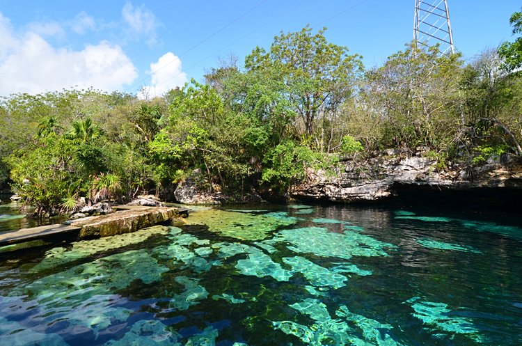 Cenote Azul, en direction de Tulum