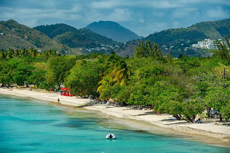 La plage de la Grande Anse des Salines 3