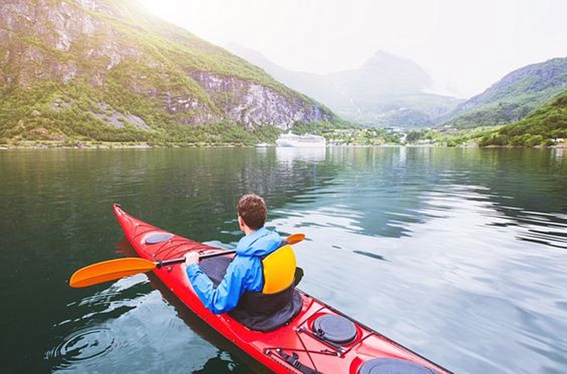 Naviguer au cœur des fjords