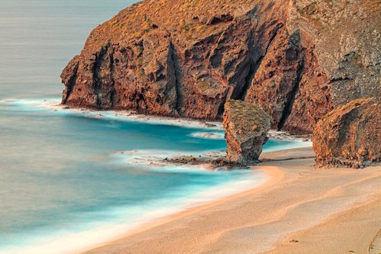 Playa de Los Muertos, Carboneras