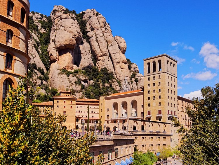 Le monastère de Montserrat