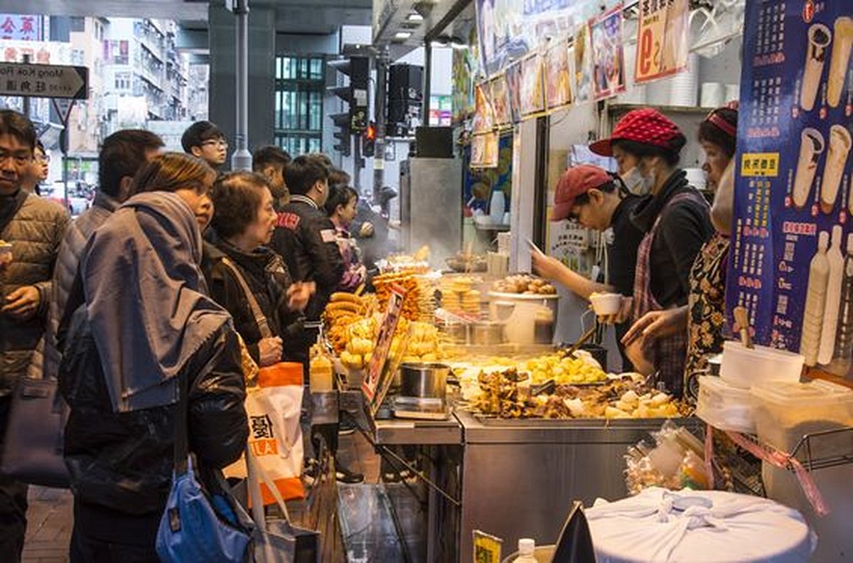 Découvrez la gastronomie locale lors d’un Food Tour