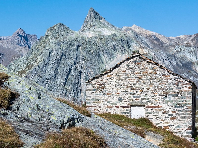 Les grands cols alpins